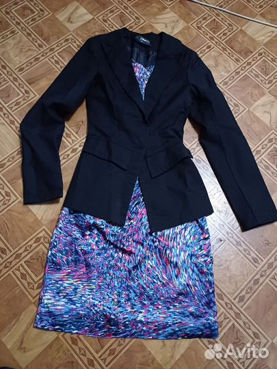 Костюм женский