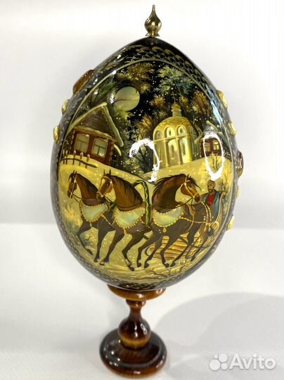 Яйцо деревянное с инкрустацией