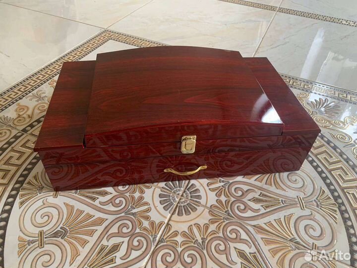 Набор столовых приборов из нержавеющей стали