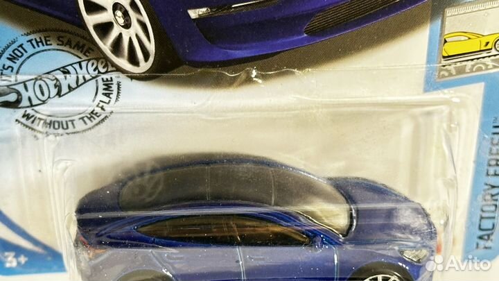 Hot wheels Tesla Model 3