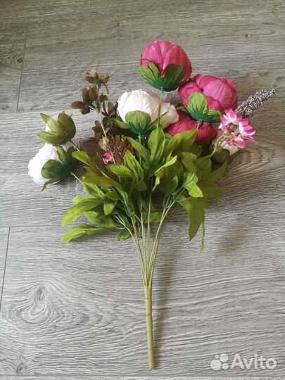 Букеты из искусственных пионов