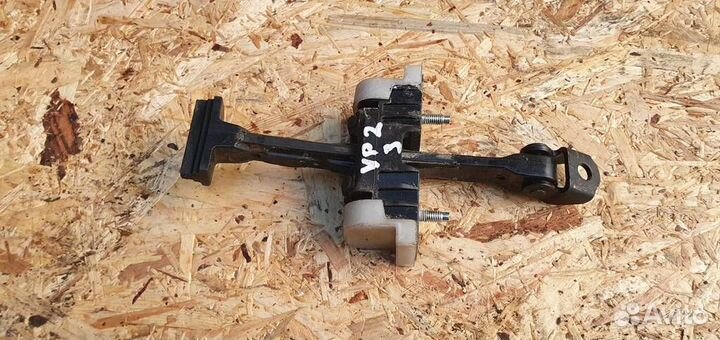 Ограничитель двери задний Opel Insignia 2008-2017