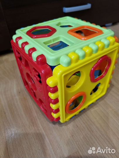 Развивающие игрушки