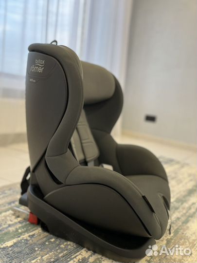 Автокресло britax romer trifix2 i size