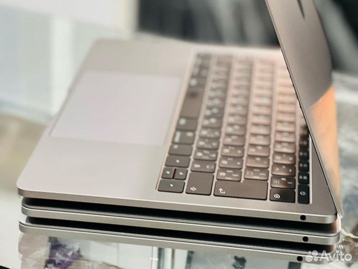 Macbook / ноутбук с гарантией / apple