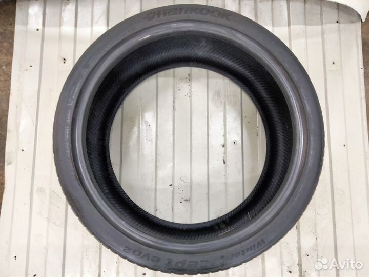 Hankook Winter I'Cept Evo 265/35 R20