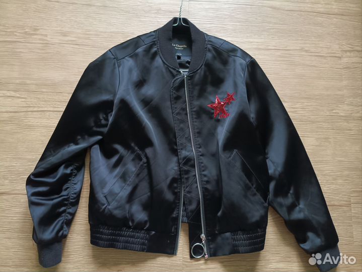Куртки и бомберы для девочки