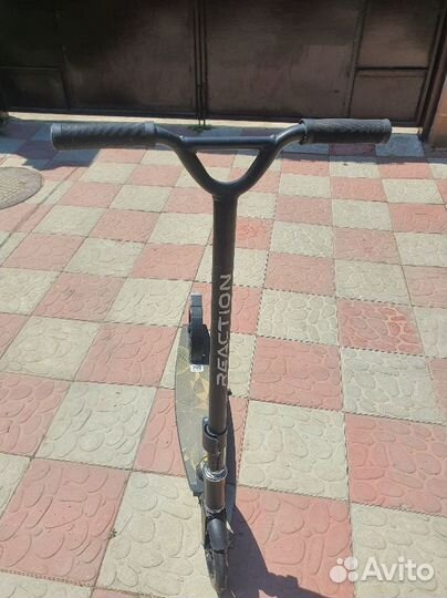 Самокат 2-х колесный Reaction 200 mm