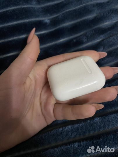 Оригинальный кейс от airpods