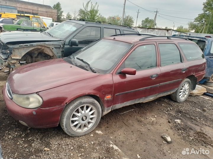 Капот Ford Mondeo 2