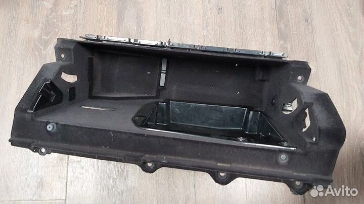 Бардачок Bmw 528I F10 N20B20A 2013