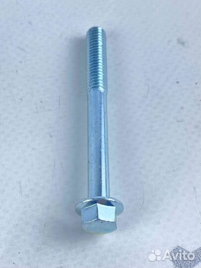 Болт крепления крышки редуктора с автоматическим с