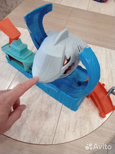 Hot wheels трек Акула