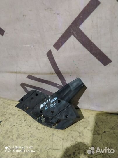 Кронштейн бампера передний левый SsangYong Actyon