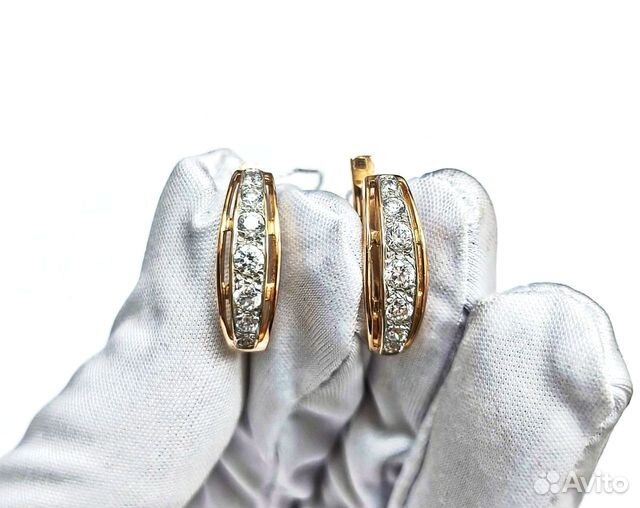 Золотые серьги с фианитом