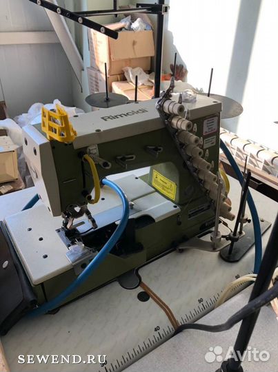 Промышленные распошивальные швейные машины Rimoldi