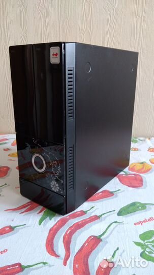 Корпус пк InWin с бп, DVD-приводом и карт-ридером