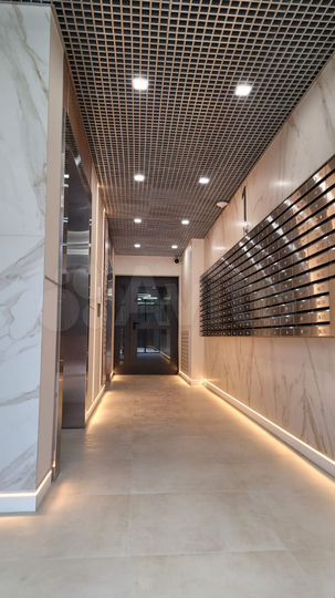 2-к. квартира, 38 м², 8/18 эт.