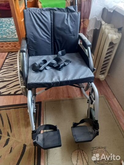 Коляска инвалидная