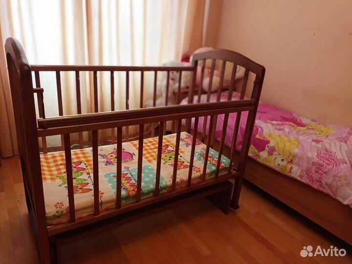Детская кроватка