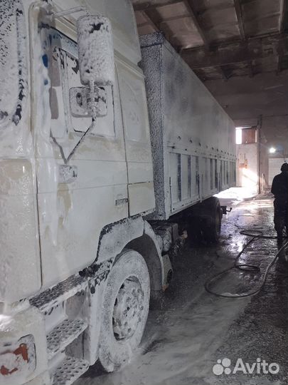 Полуинтегрированный MAN TGX 26.540, 2000