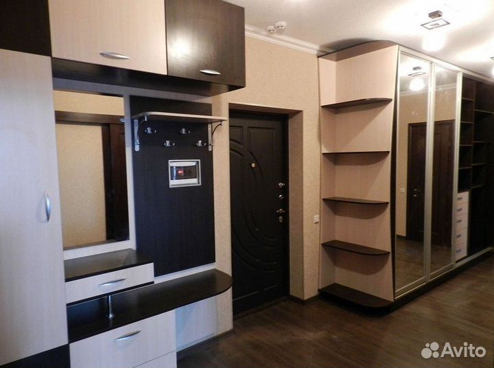 Стенка в гостиную