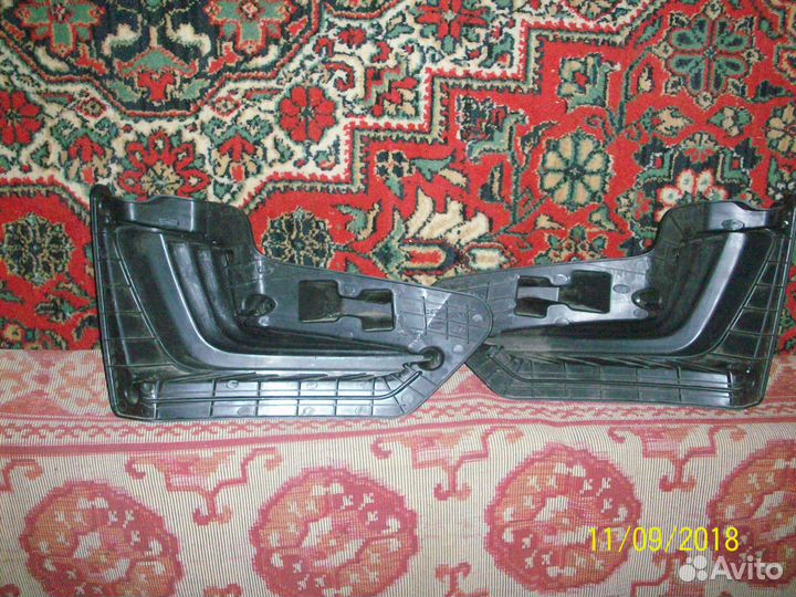 Заглушки отверстий под противотуманки Киа Рио