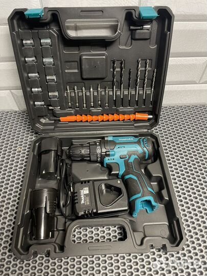 Шуруповерт makita 18v