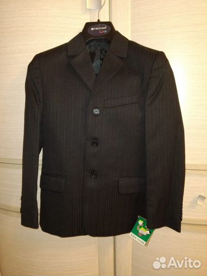 Школьный костюм