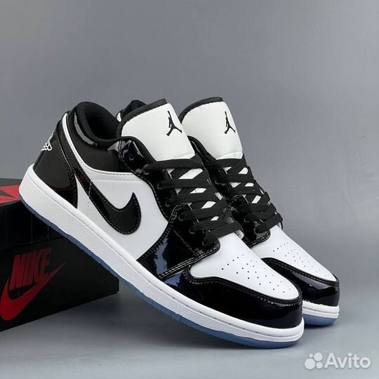 Nike Air Jordan 1 Low SE Concord