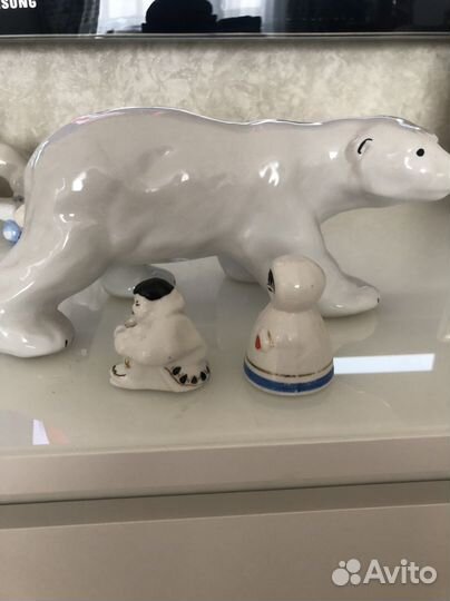 Фарфоровые статуэтки эскимосы