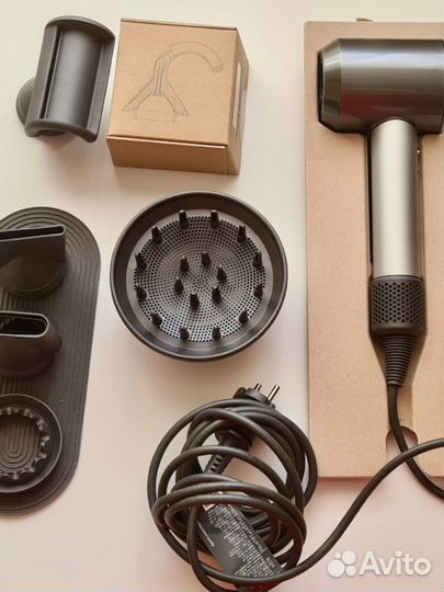 Dyson фен профессиональная версия