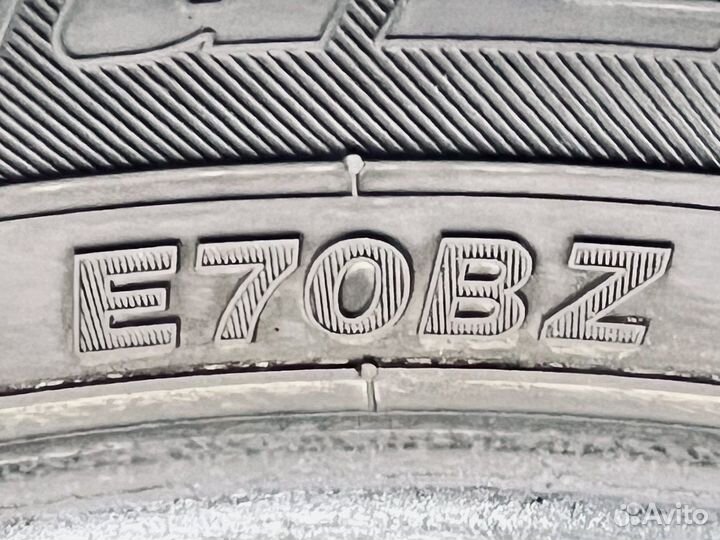 Yokohama BluEarth E70BZ 215/55 R17 94V