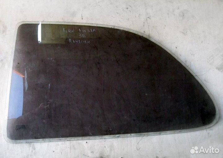 Стекло кузовное правое Ford Fiesta 95-02 г
