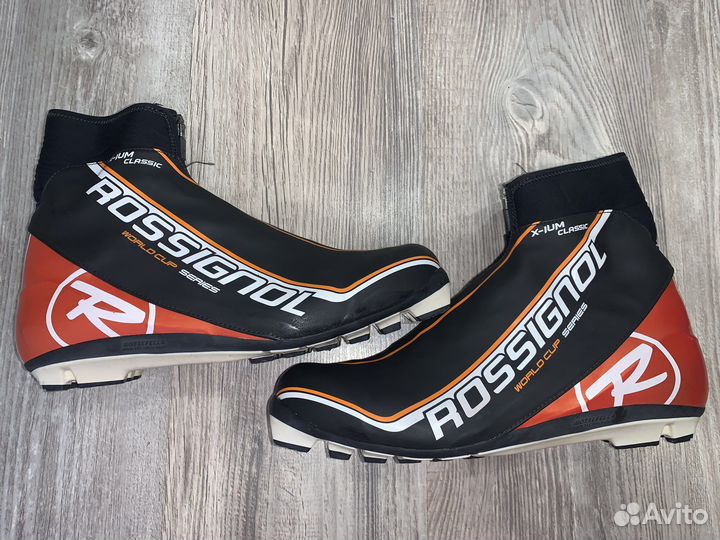Классичесеские лыжные ботинки rossignol
