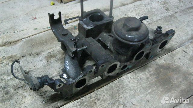 Коллектор впускной Opel Vectra A