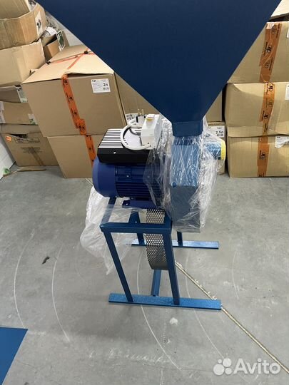 Зернодробилка,крупорушка зид-500