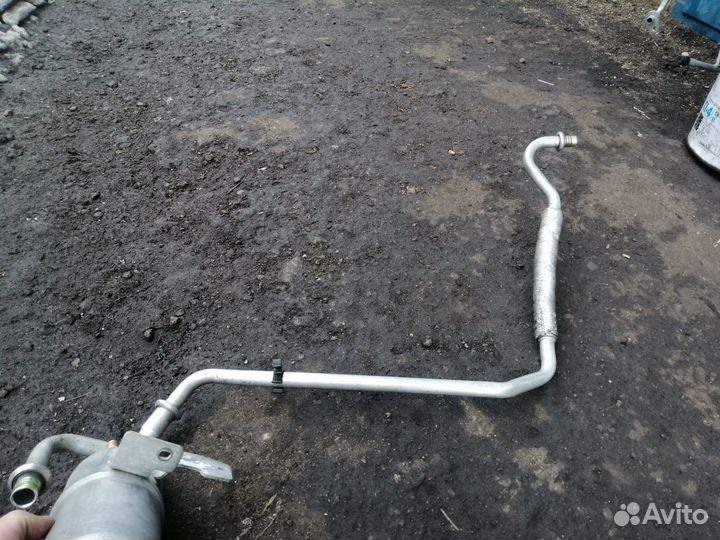 Трубка кондиционера бачок осушителя Ford Fusion