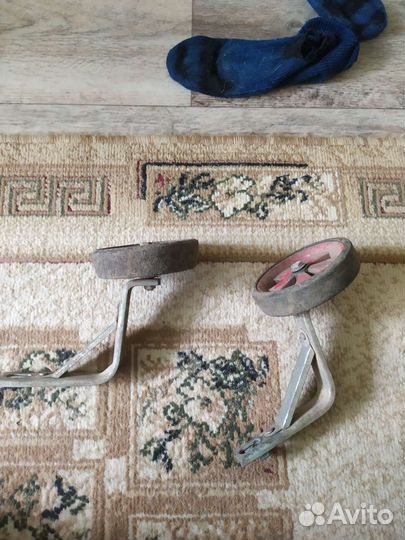 Боковые колеса для велосипеда