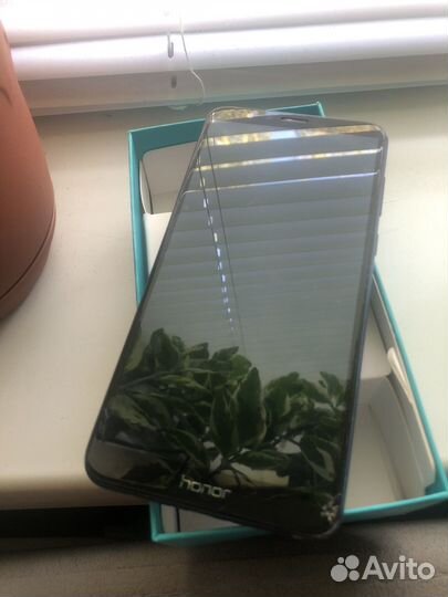 Телефон honor