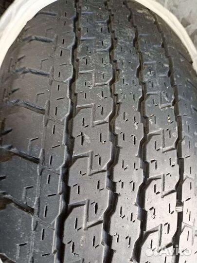 Bridgestone Desert Dueler 265/65 R17