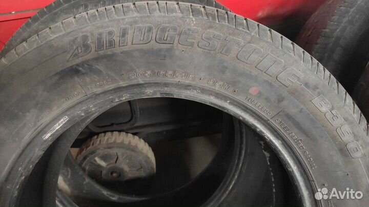 Bridgestone B390 205/65 R16