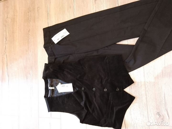 Брюки и жилет для мальчика