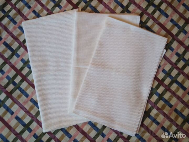 Полотенца вафельные и махровые белые СССР новые