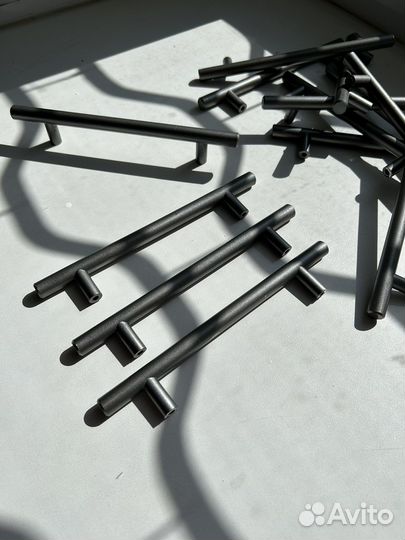 Мебельная фурнитура ручки