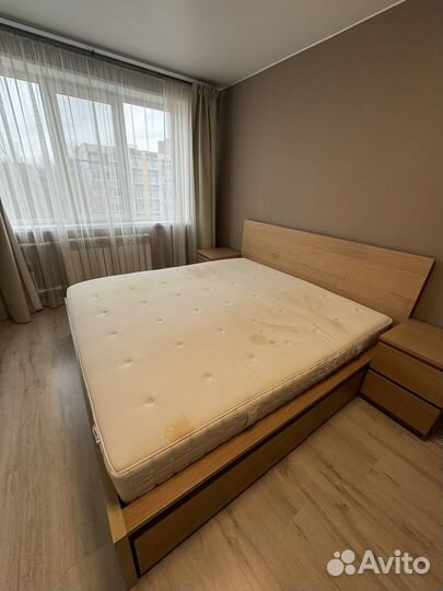 Кровать IKEA malm 180*200 с матрасом и 2 тумбами
