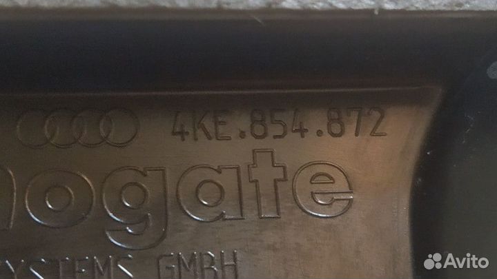 Обшивка крышки багажника Audi E-Tron I