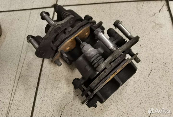 Передний суппорт kawasaki er6f 2013