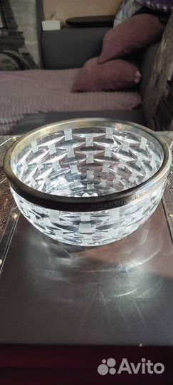 Большая хрустальная ваза