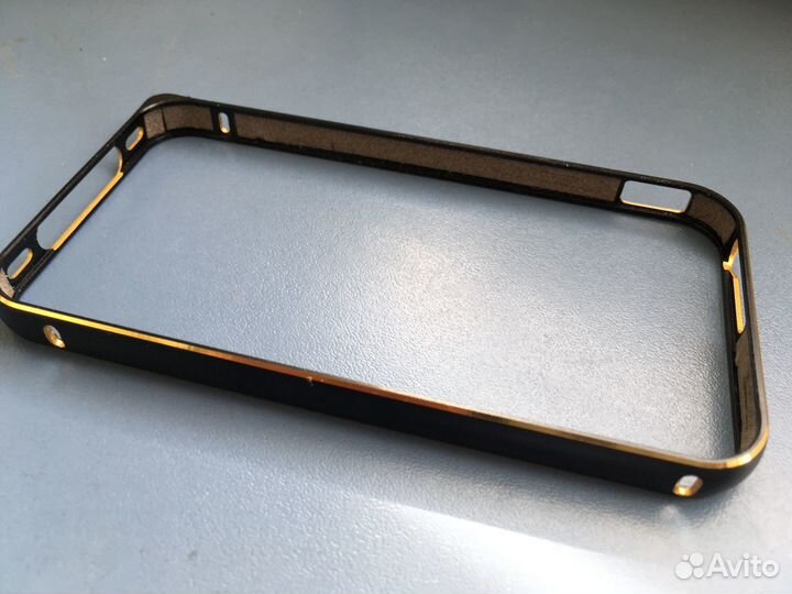 Алюминиевый чехол- бампер iPhone 4,4S